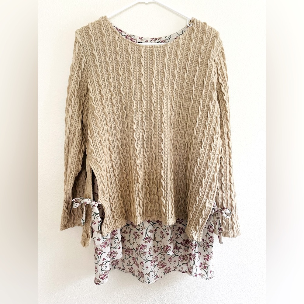 Suzanne Betro Taupe Floral Layered Side Tie Cable Knit Tunic Sweater size Large
